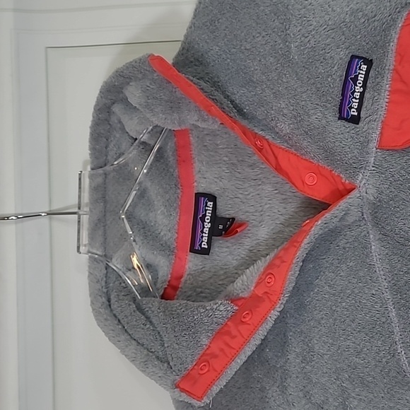 PATAGONIA Re-Tool Snap T Fleece Pull Over Women's - Grey & Red Kangaroo Pocket - Picture 2 of 8
